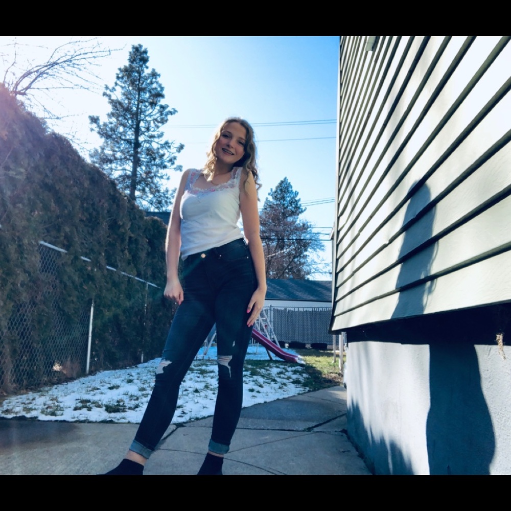 Meet your Posher, Lizzy